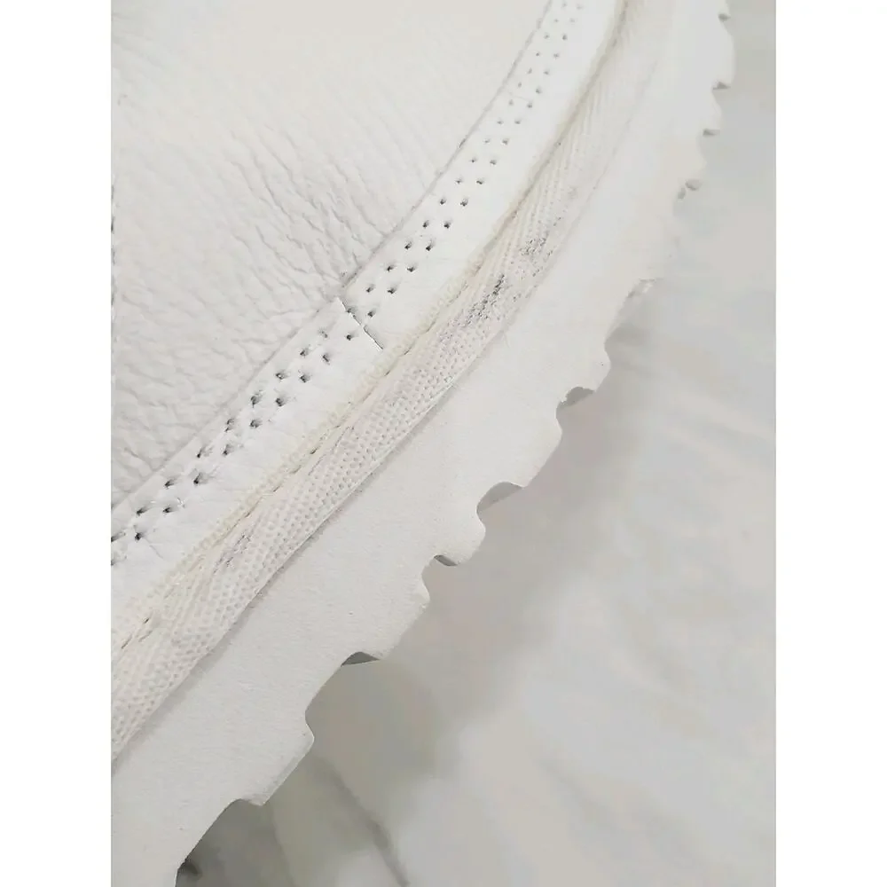 NEW WITHOUT‎ BOX UGG Neumel Boot Solid White Chukka Size 10 WARM Bright